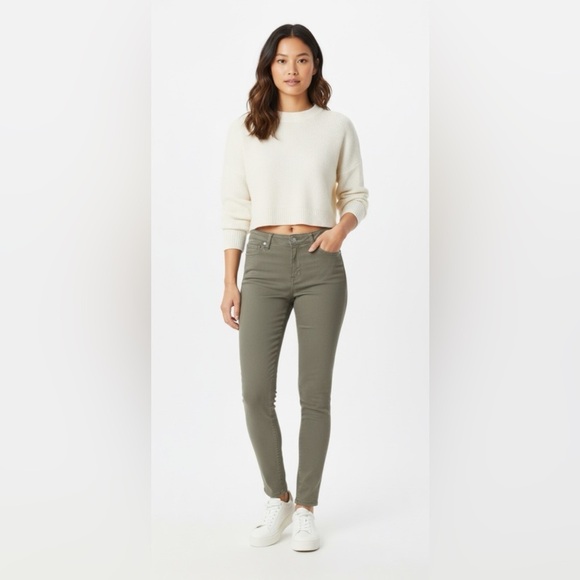 Amazon Essentials Denim - Amazon Essentials Green Skinny Jeans with Sleek Fit